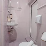 Aleko Center Apartman *