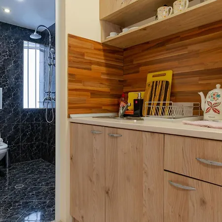 Aleko Center * Veliko Tarnovo