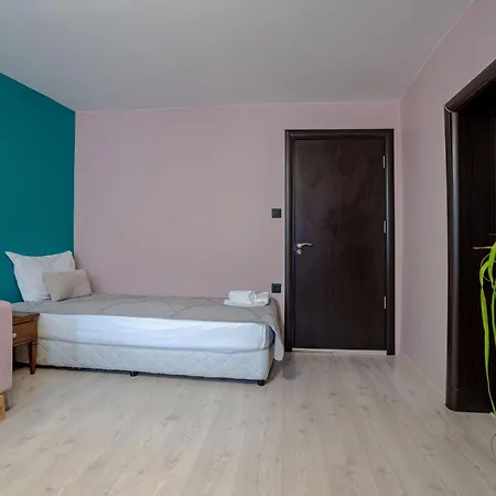 Aleko Center * Veliko Tarnovo