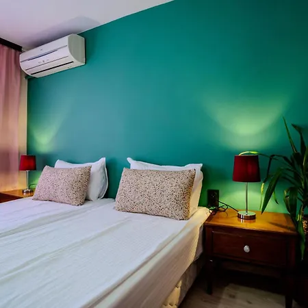 Appartement Aleko Center *