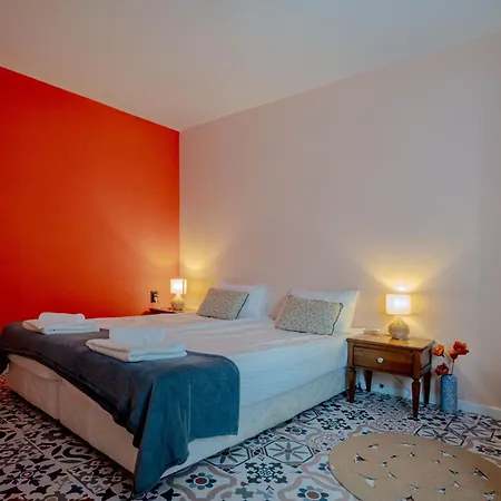 Aleko Center * Veliko Tarnovo