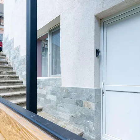 Aleko Center Appartement *