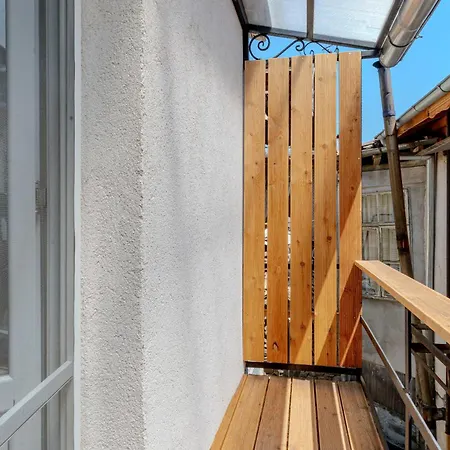 Aleko Center Appartement *