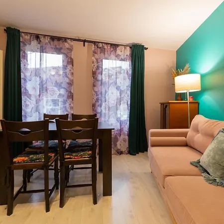 Aleko Center Appartement *