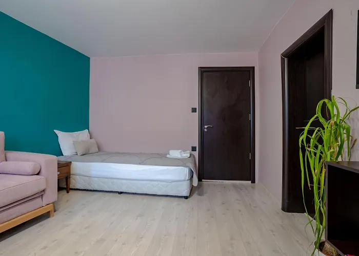 Aleko Center * Veliko Tarnovo