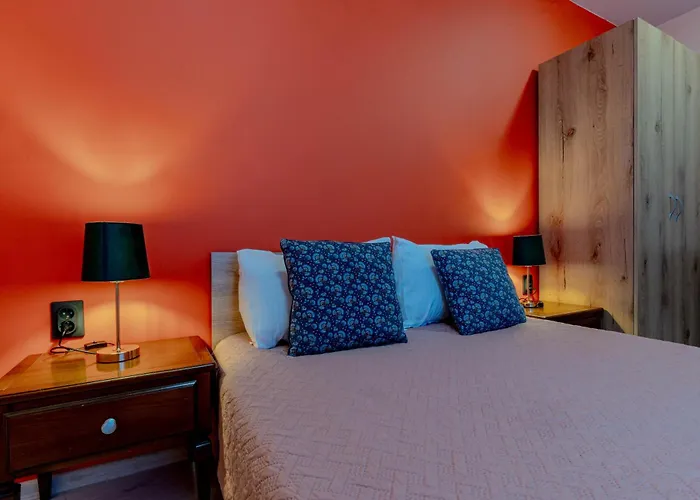 Aleko Center Apartment