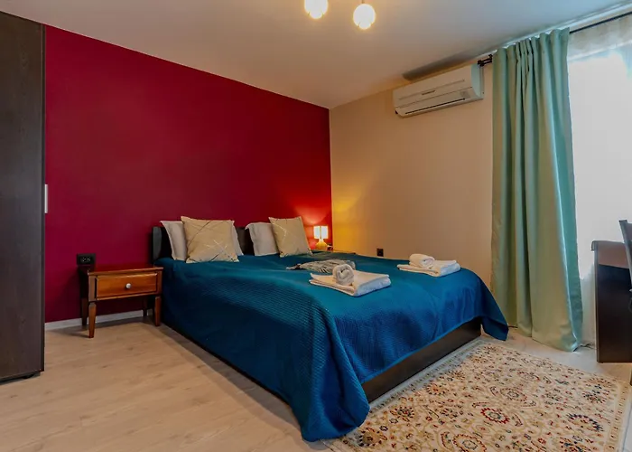 Aleko Center Apartment *