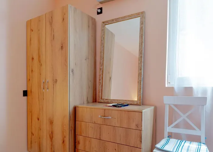 Aleko Center Apartment