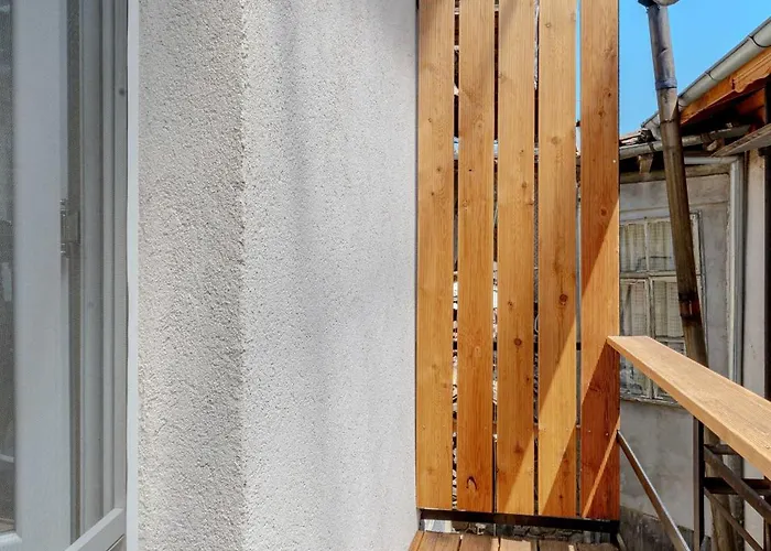 Aleko Center Apartment *